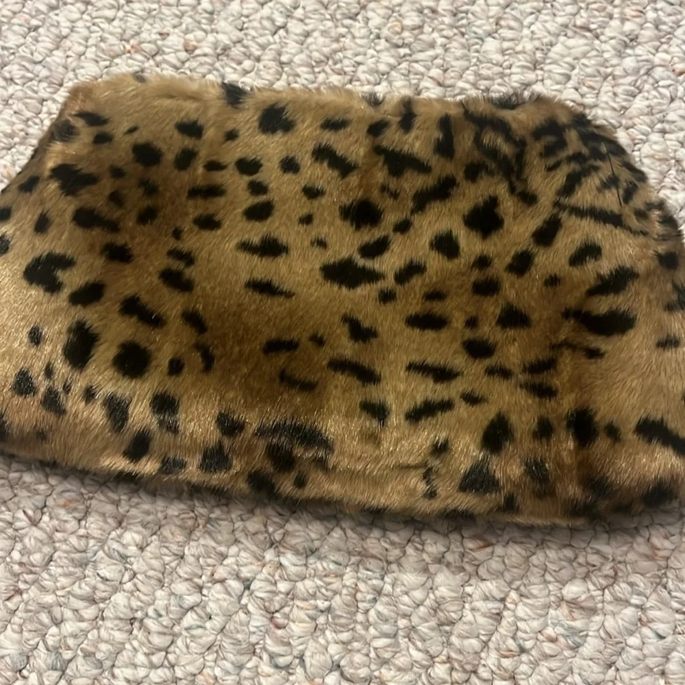 INC International Concepts adorable fur